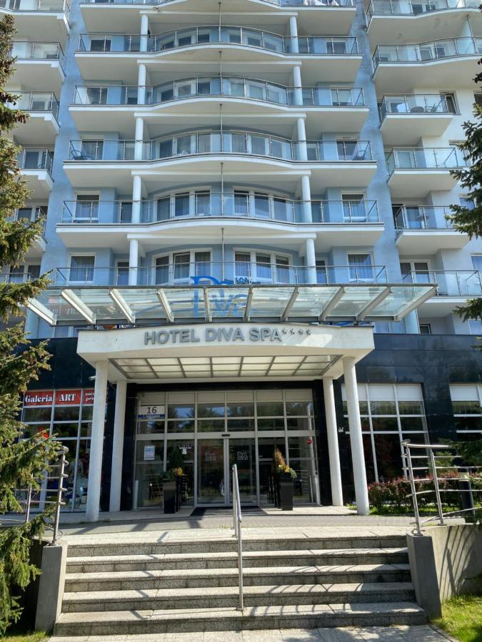 Apartament Prywatny Salon Z Aneksem Kuchennym I Sypialnia W Hotelu Diva Kolobrzeg Exterior photo