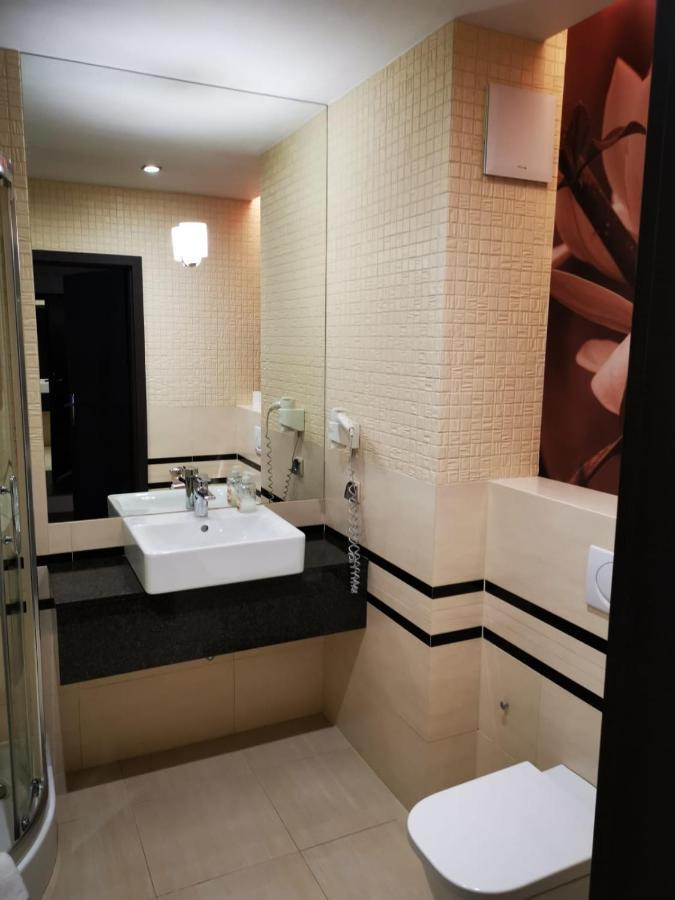 Apartament Prywatny Salon Z Aneksem Kuchennym I Sypialnia W Hotelu Diva Kolobrzeg Exterior photo