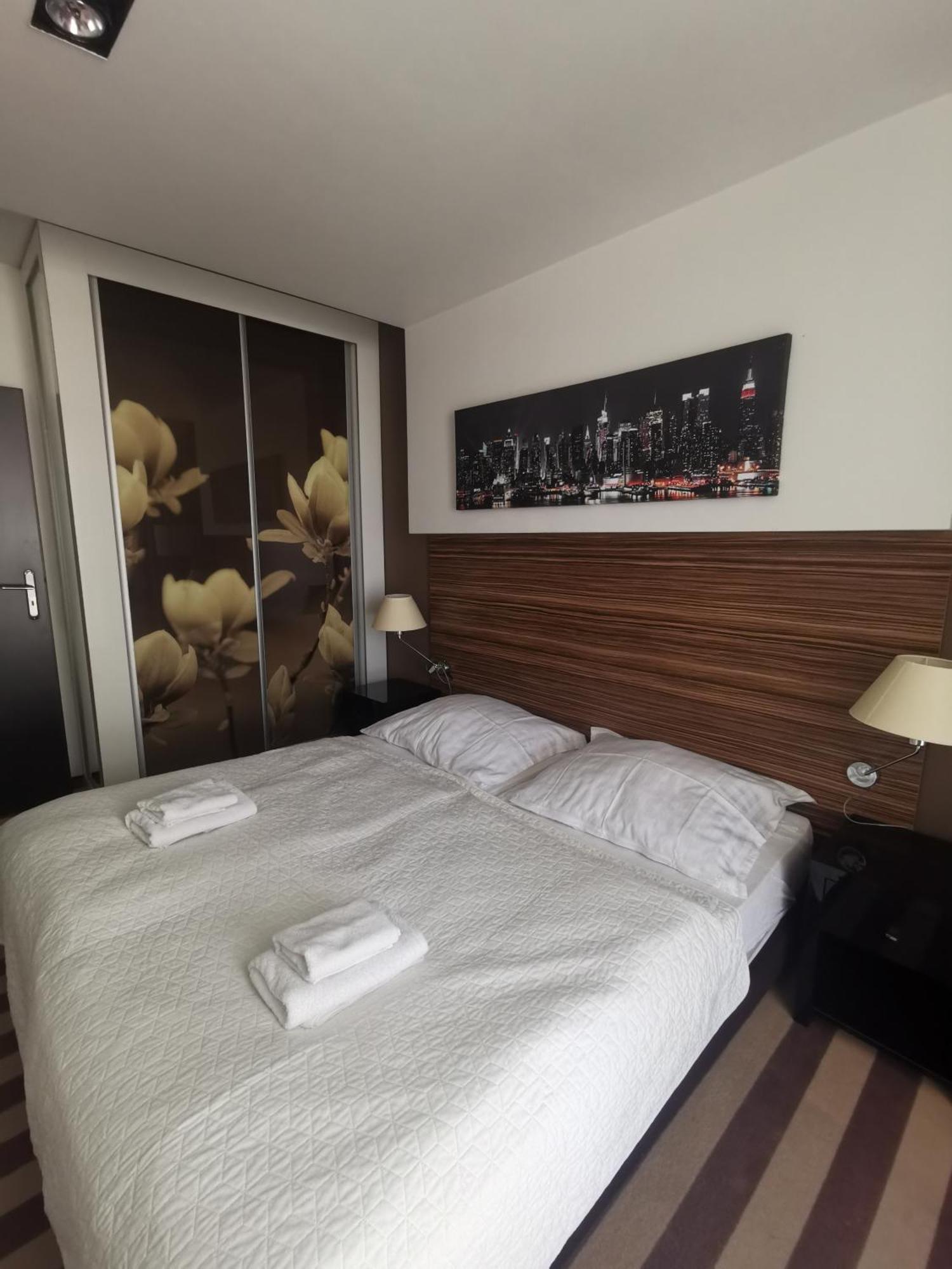 Apartament Prywatny Salon Z Aneksem Kuchennym I Sypialnia W Hotelu Diva Kolobrzeg Room photo